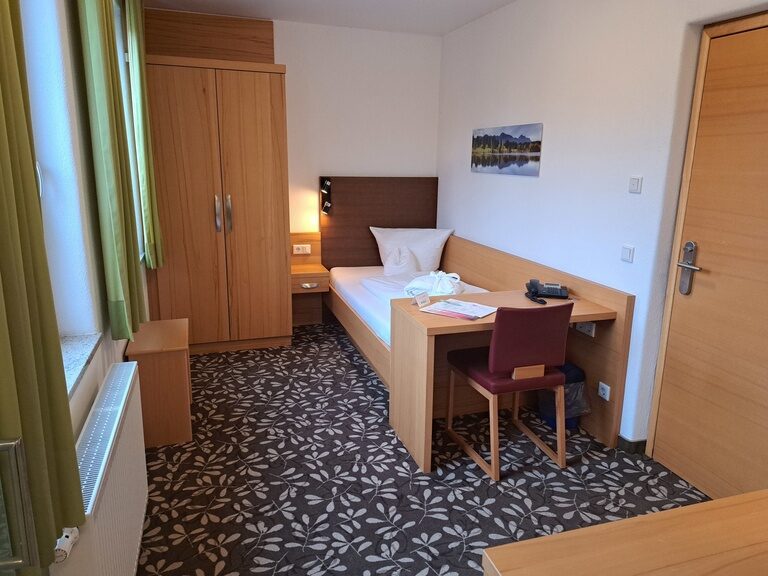 Einzelzimmer 16 m² (Neubau)